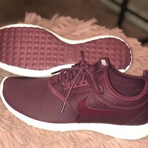 Nike Juvenate Leather Maroon